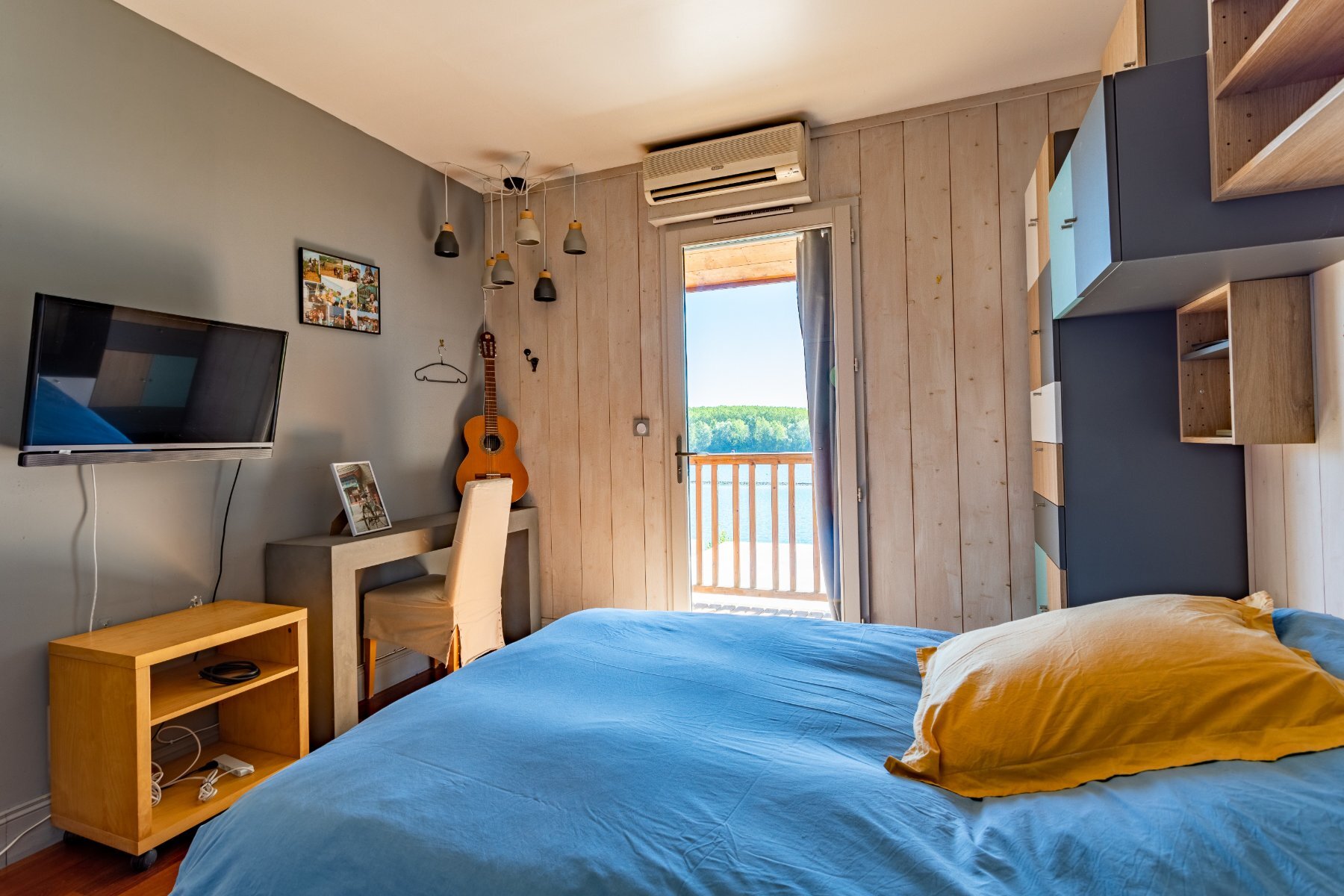 grande maison insolite hebergement insolite