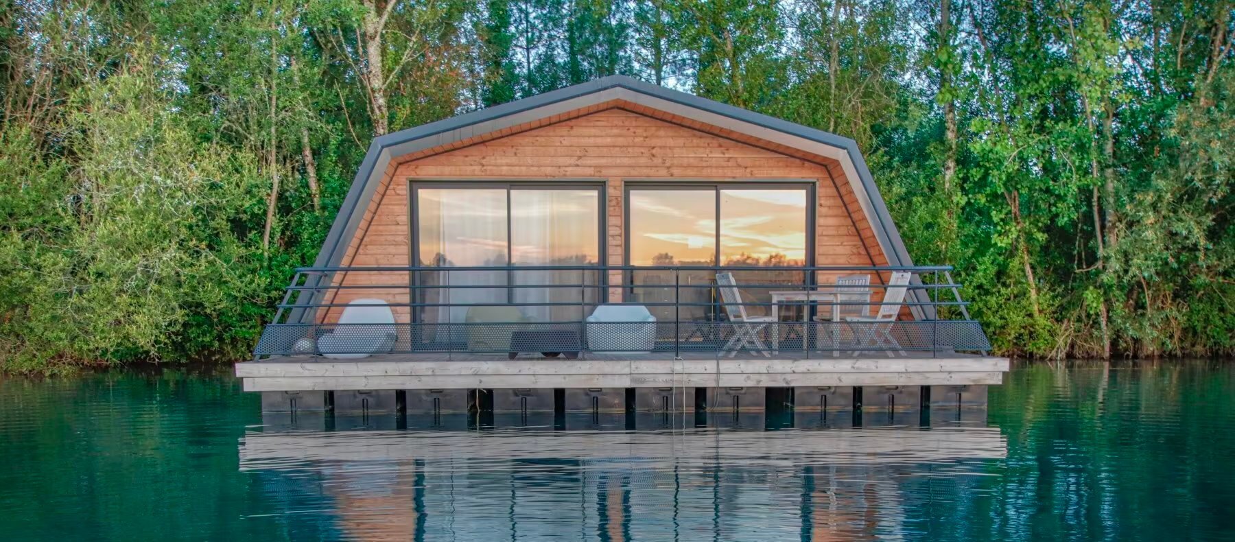 hebergement insolite gironde maison flottante rz